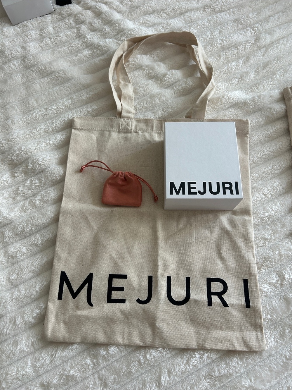 New Mejuri tote with gift box